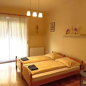 opera-home-apartment.inbudapesthotels.com/